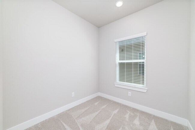 Building Photo - 3546 Talia Wood Ct