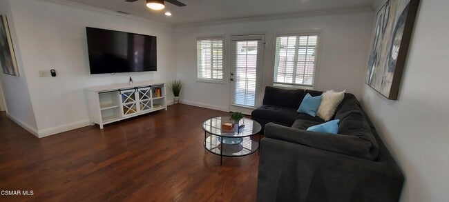 Building Photo - 2250 Magnolia St