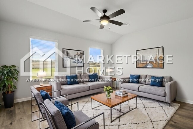 Building Photo - 10415 Patton Ln