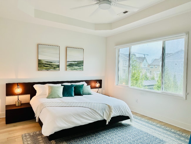 Building Photo - 323 Atherton St