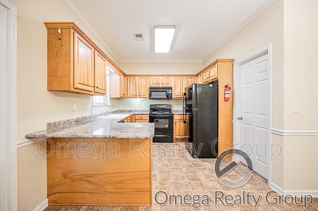 Building Photo - 205 Stonehaven Trace