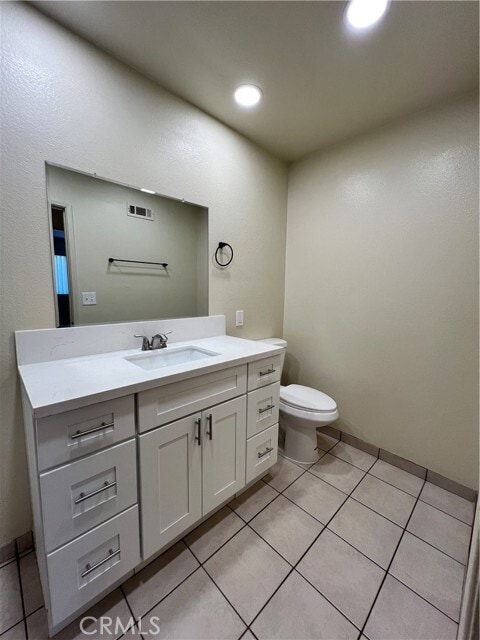 Building Photo - 6652 Sambar Cir