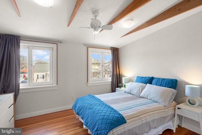 Building Photo - 1804 S Oakland St