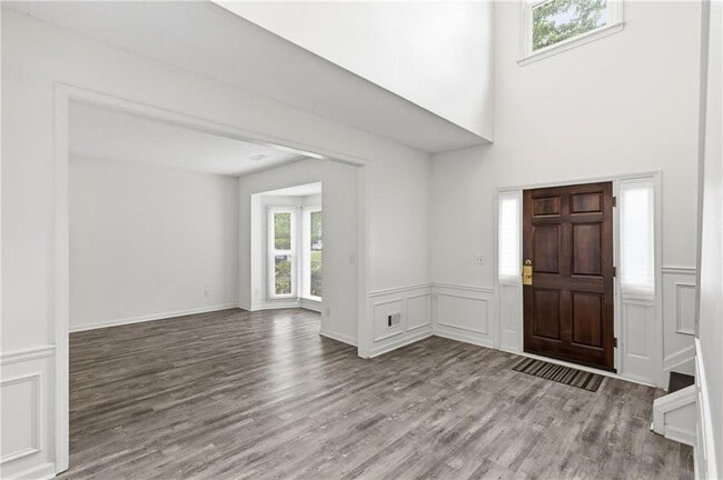 Building Photo - 6430 Barwick Ln