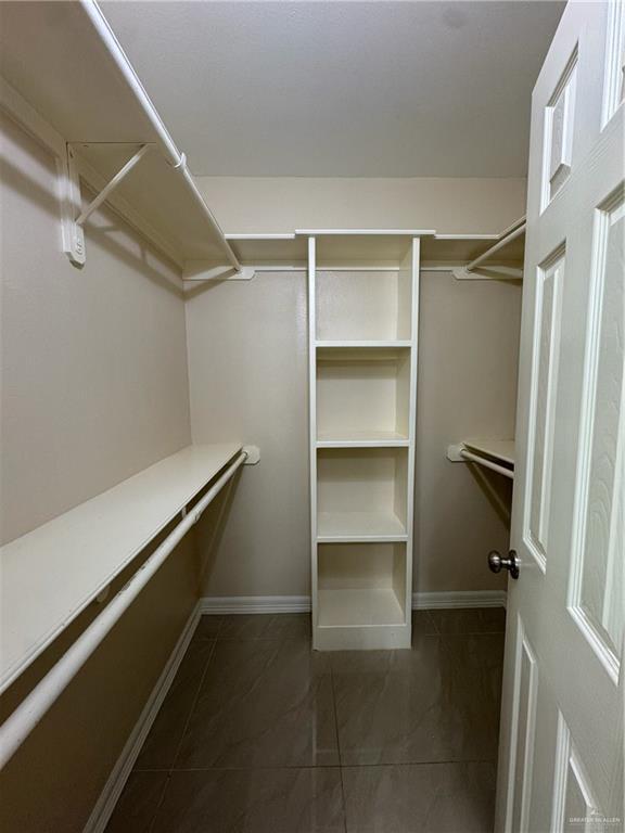 Building Photo - 209 W Mile 14 1/2 N