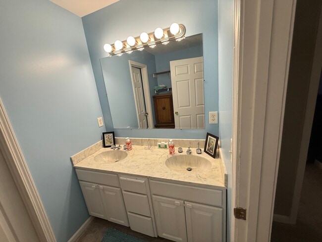 Building Photo - 4557 S 2nd St