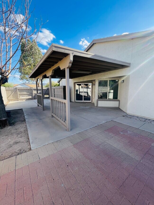 Building Photo - 3438 Avenida Del Pueblo