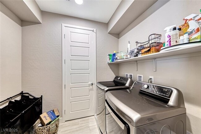 Building Photo - 11287 Gravitation Dr