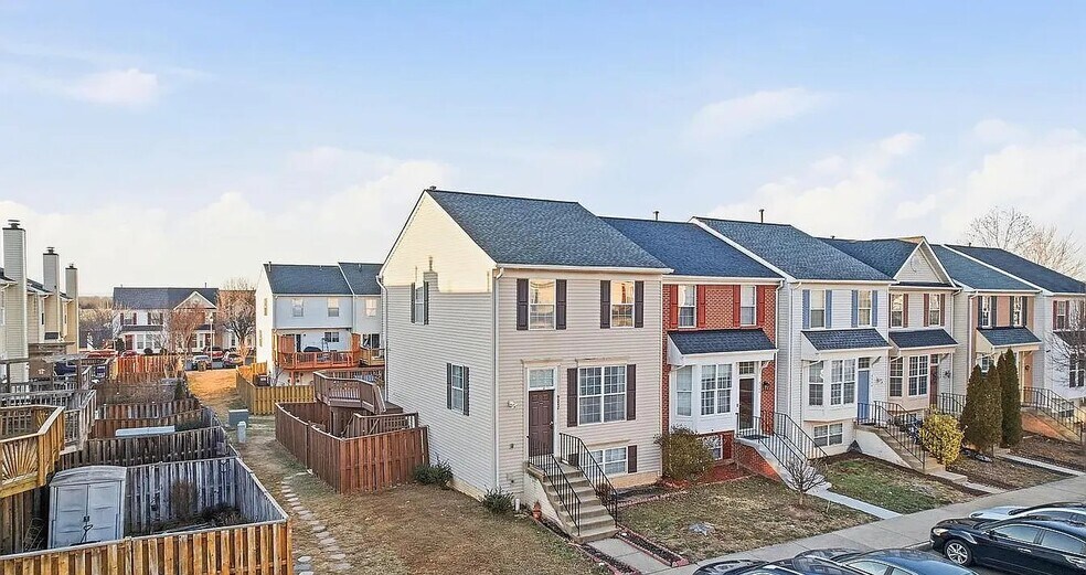 Building Photo - 9242 Jessica Dr