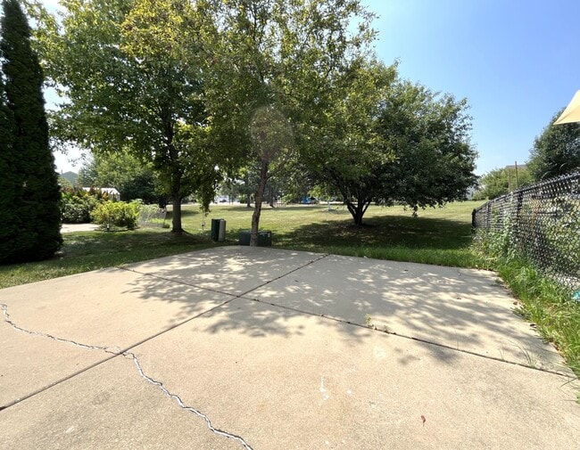 Building Photo - 4624 Courtney Dr
