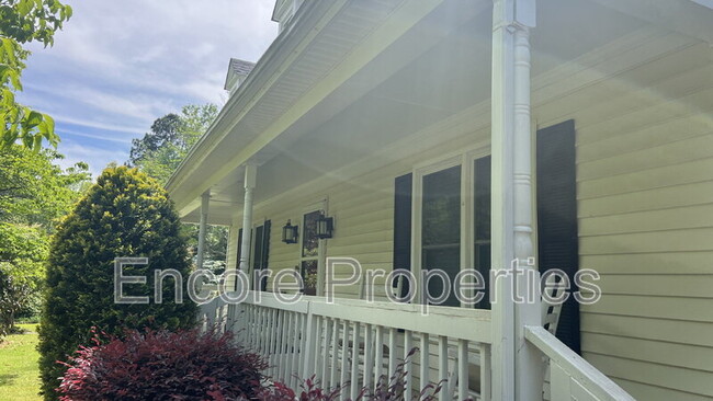 Building Photo - 8112 Stillbreeze Dr