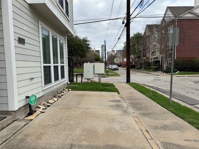 Building Photo - 1908 Bailey St