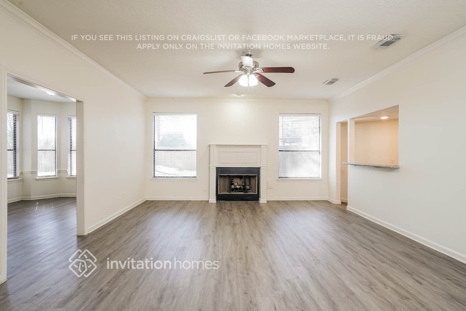 Building Photo - 11903 Gardenglen Dr