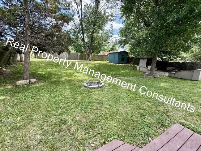 Building Photo - Updated 4 Bedroom, 2 Bath Home with Spacio...