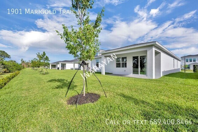 Building Photo - Stunning 4-Bedroom Single-Family Home in R...