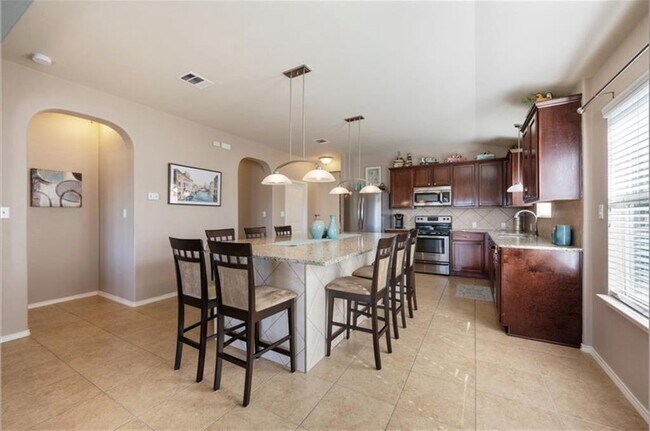 Building Photo - 255 Drystone Trail