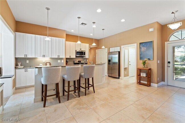 Building Photo - 6647 Mangrove Way