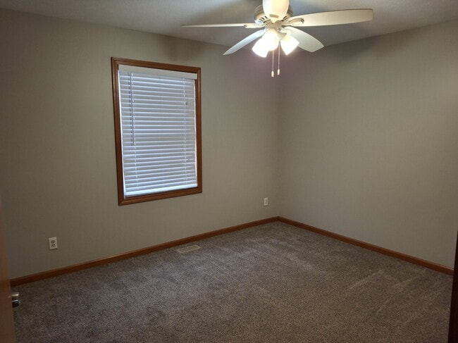 Building Photo - 465 Cornerstone Ave