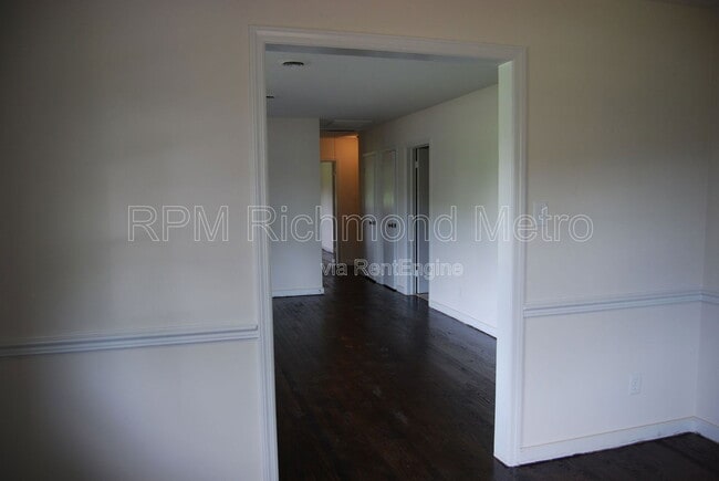 Building Photo - 4515 Olney Dr
