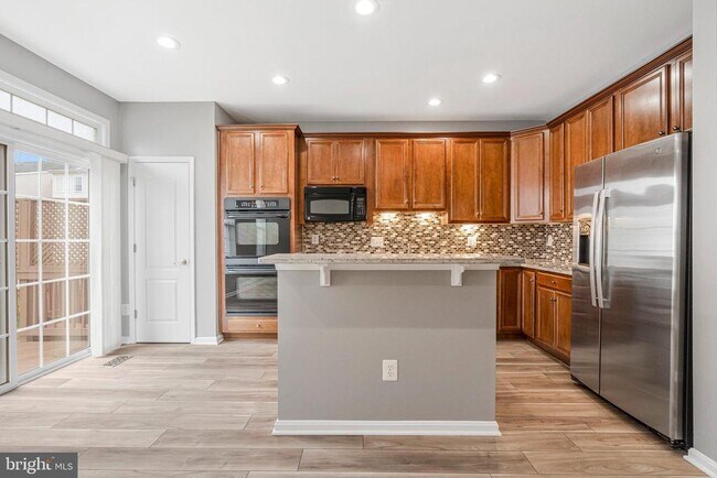 Building Photo - 22050 Dilworth Square