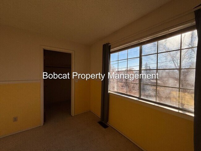 Building Photo - 1420 Douglas Ave