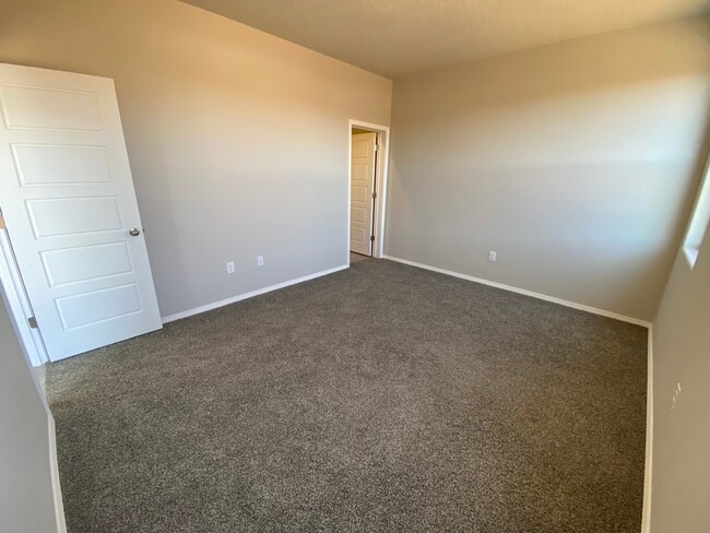 Building Photo - 4838 Mount Salas St NE