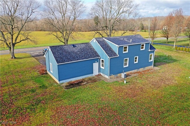 Building Photo - 9190 Warren Painsville