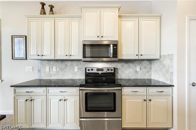 Building Photo - 9513 Ironstone Terrace