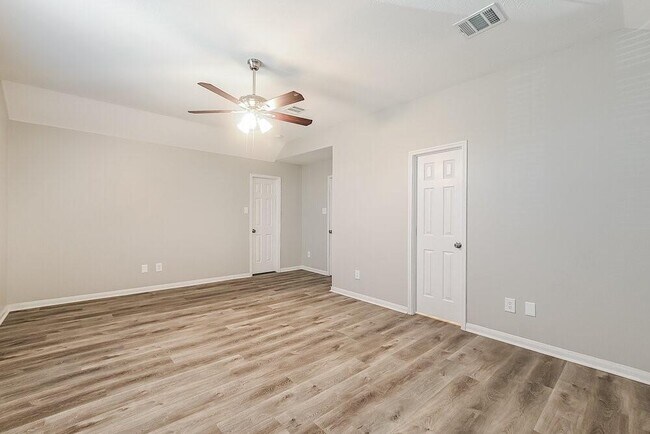 Building Photo - 914 Chase Lock Dr