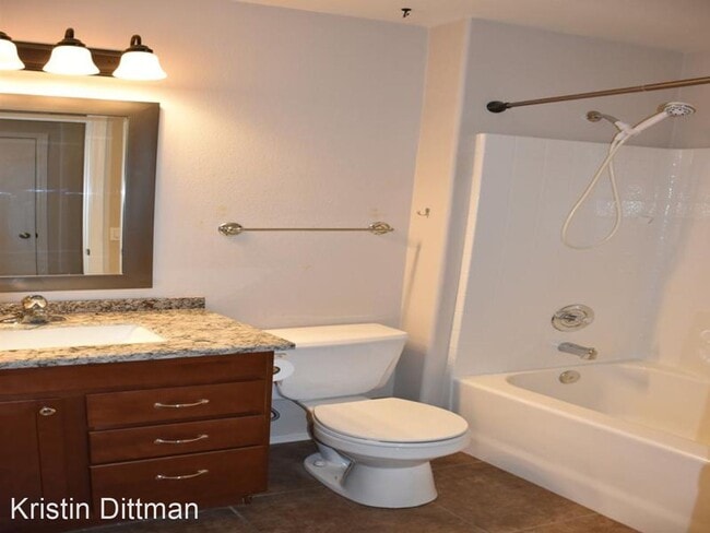 Building Photo - 2 br, 2 bath House - 2129 High Mesa Dr