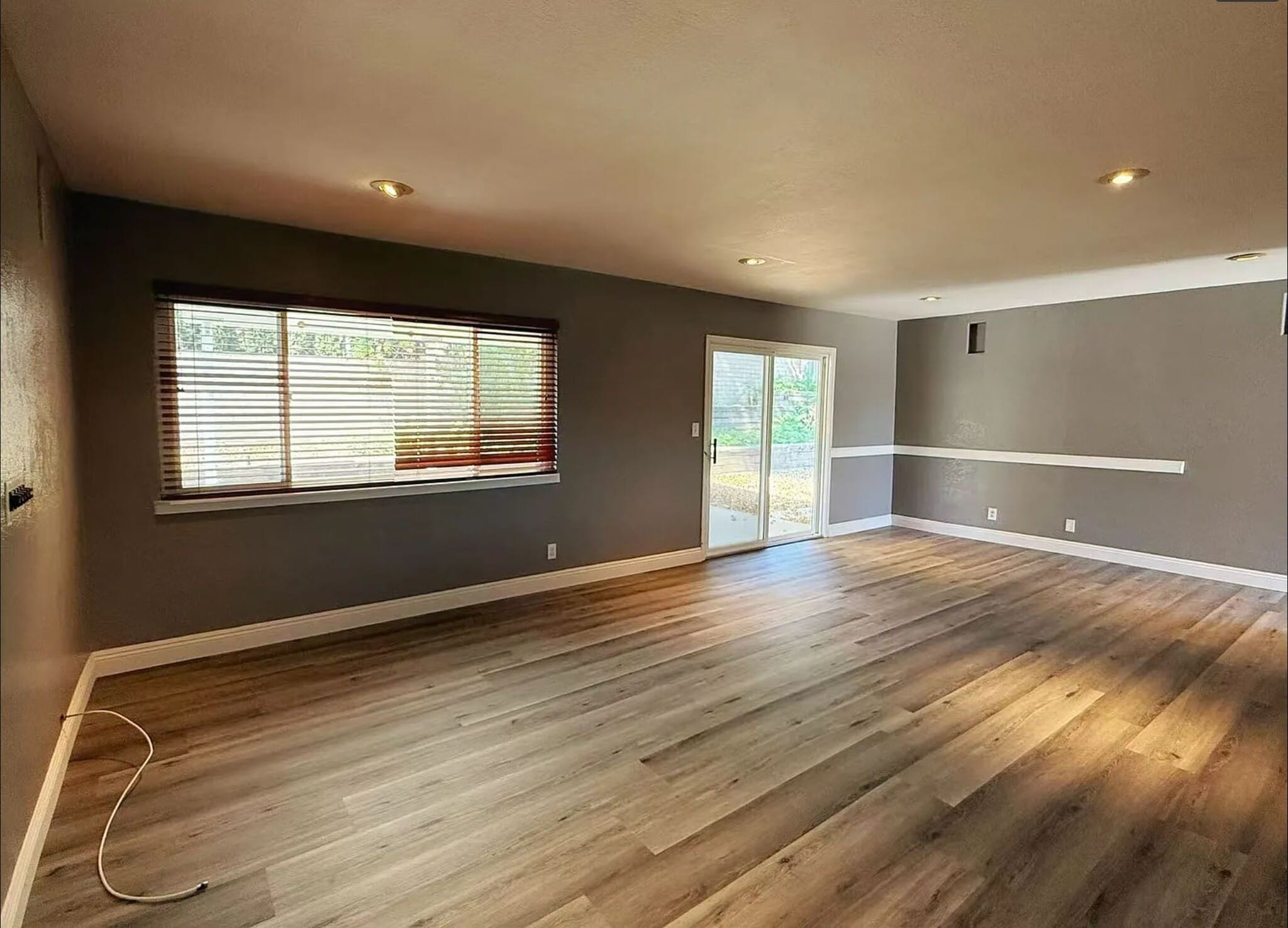 Building Photo - 417 Bourdet St
