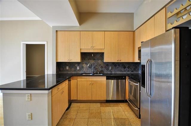 Building Photo - 3225 Turtle Creek Blvd