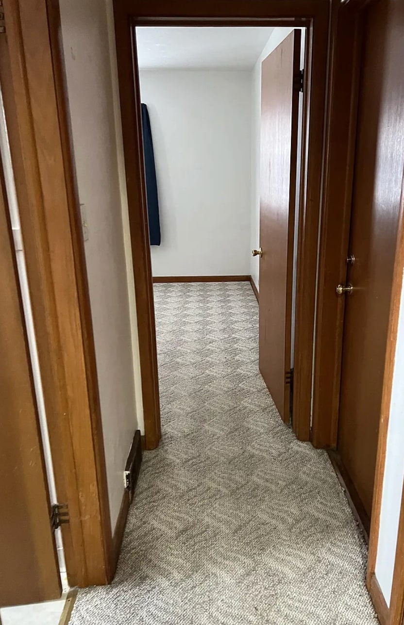 Hallway - 1617 A Ave NE