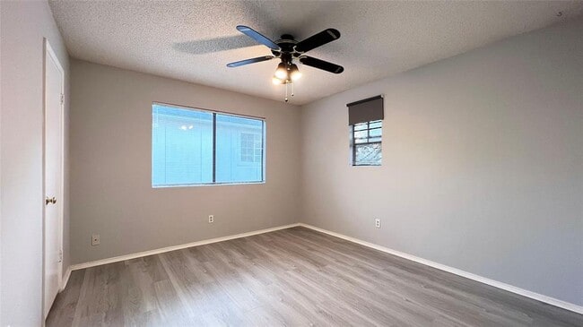 Building Photo - 15013 Natural Spring Way