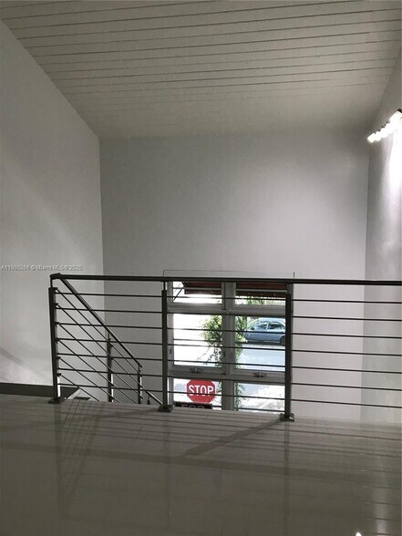 Building Photo - 234 Antiquera Ave