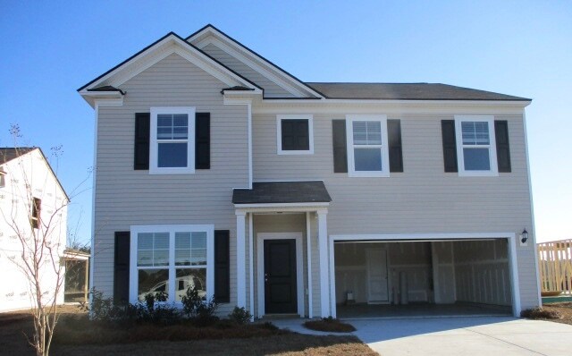 Building Photo - 1640 Villena Dr