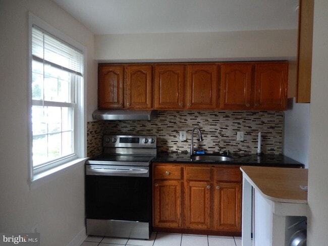 Building Photo - 783 Azalea Dr
