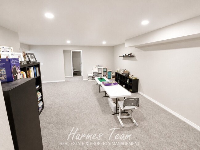 Building Photo - 11017 Coastal Hls Ln