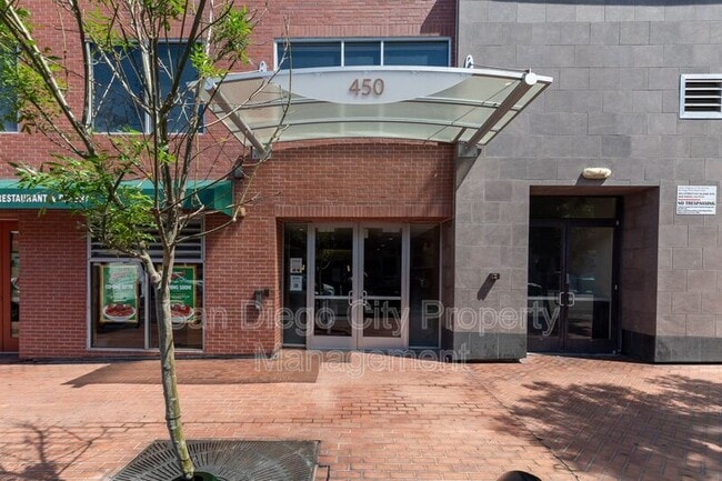 Building Photo - 450 J St