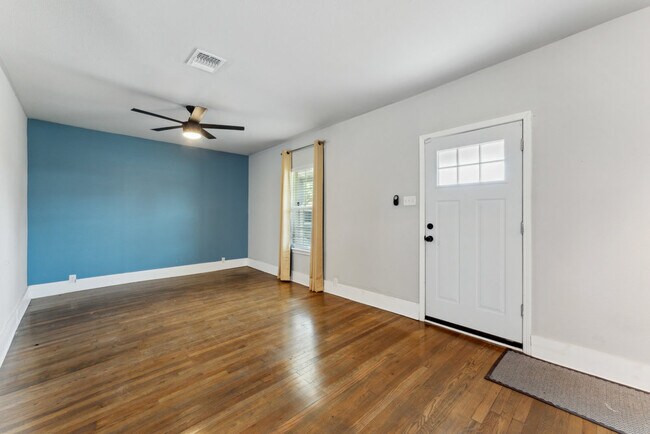 Building Photo - 1031 Schley Ave