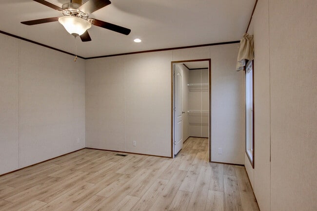 Building Photo - 295 Seays Rd