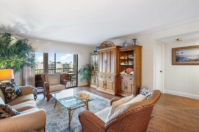 Building Photo - 7340 Amberly Ln