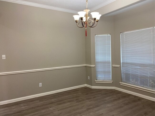 Building Photo - 18215 Linden Forest Ln