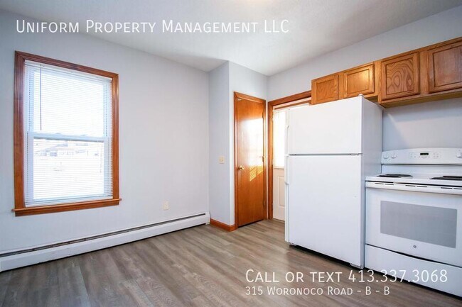 Building Photo - 315 Woronoco Rd