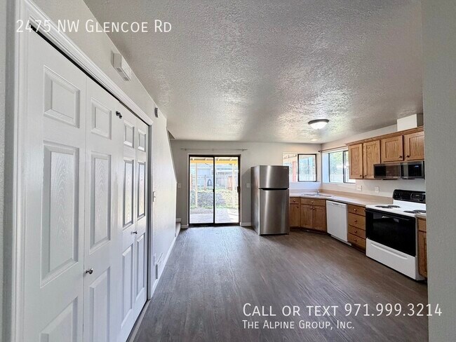 Building Photo - 2475 NW Glencoe Rd