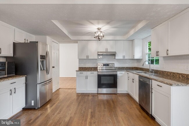 Building Photo - 9410 Onion Patch Dr