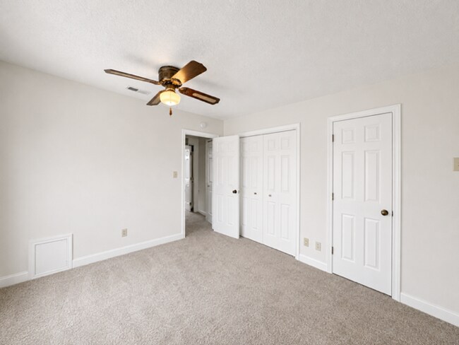 Building Photo - 1111 Palmerton Dr