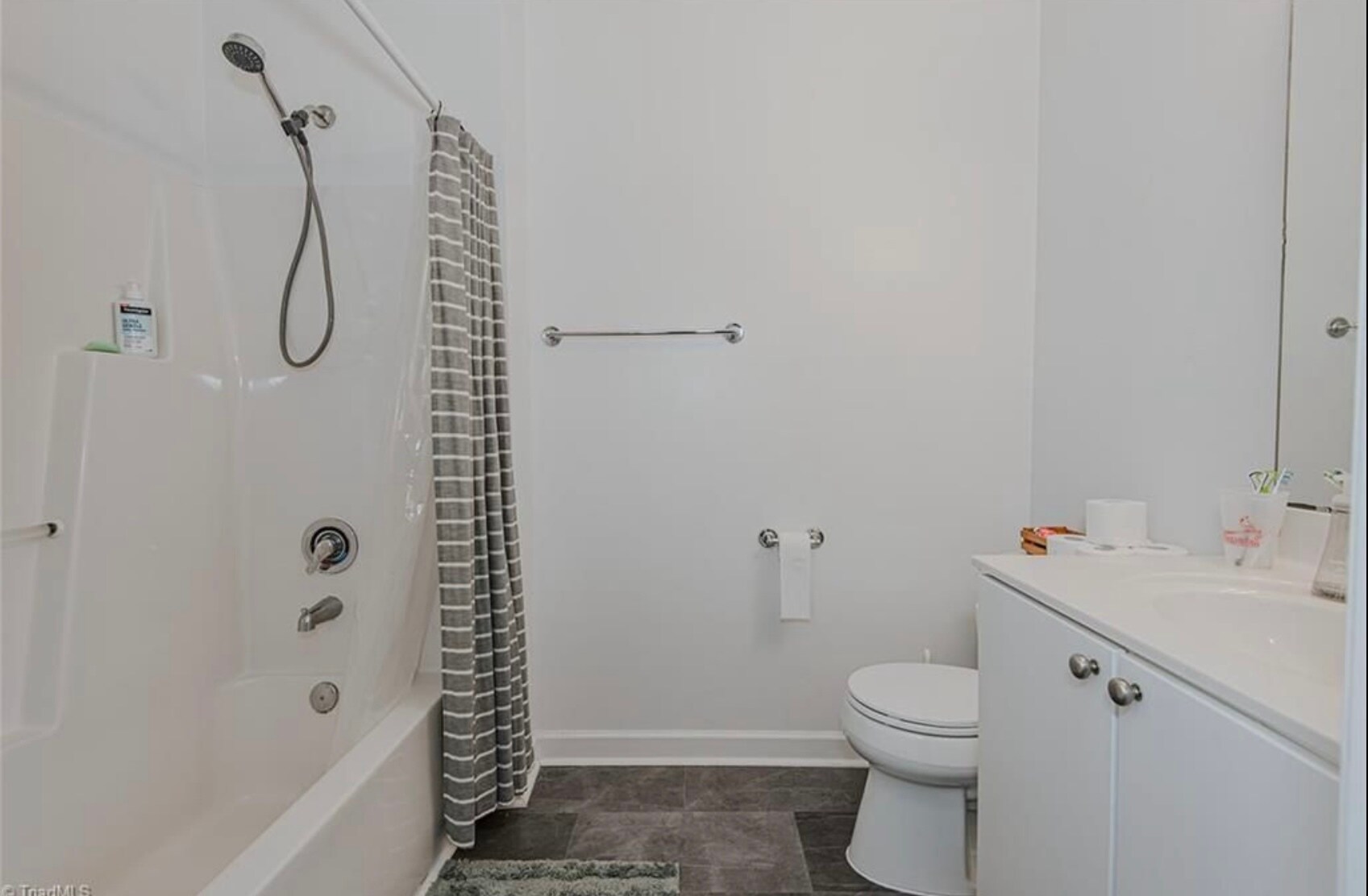 Building Photo - 302 Campus Walk Trl