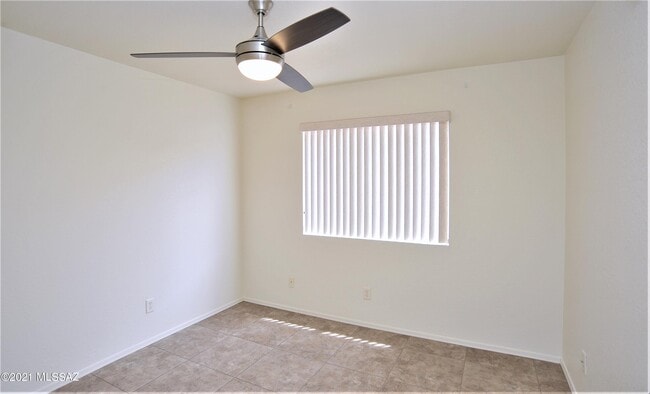 Building Photo - 2633 W Cezanne Cir