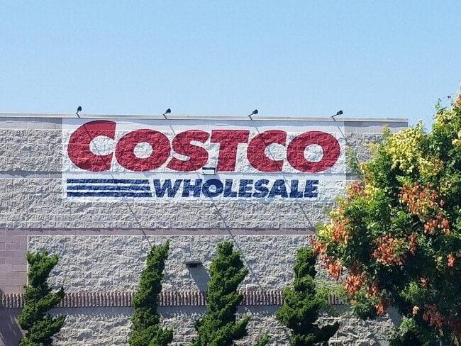 Building Photo - 2982 Larciano St